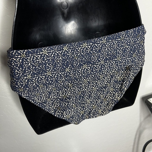 bond-eye australia high waisted navy gold bikini set US 6 - Picture 6 of 10